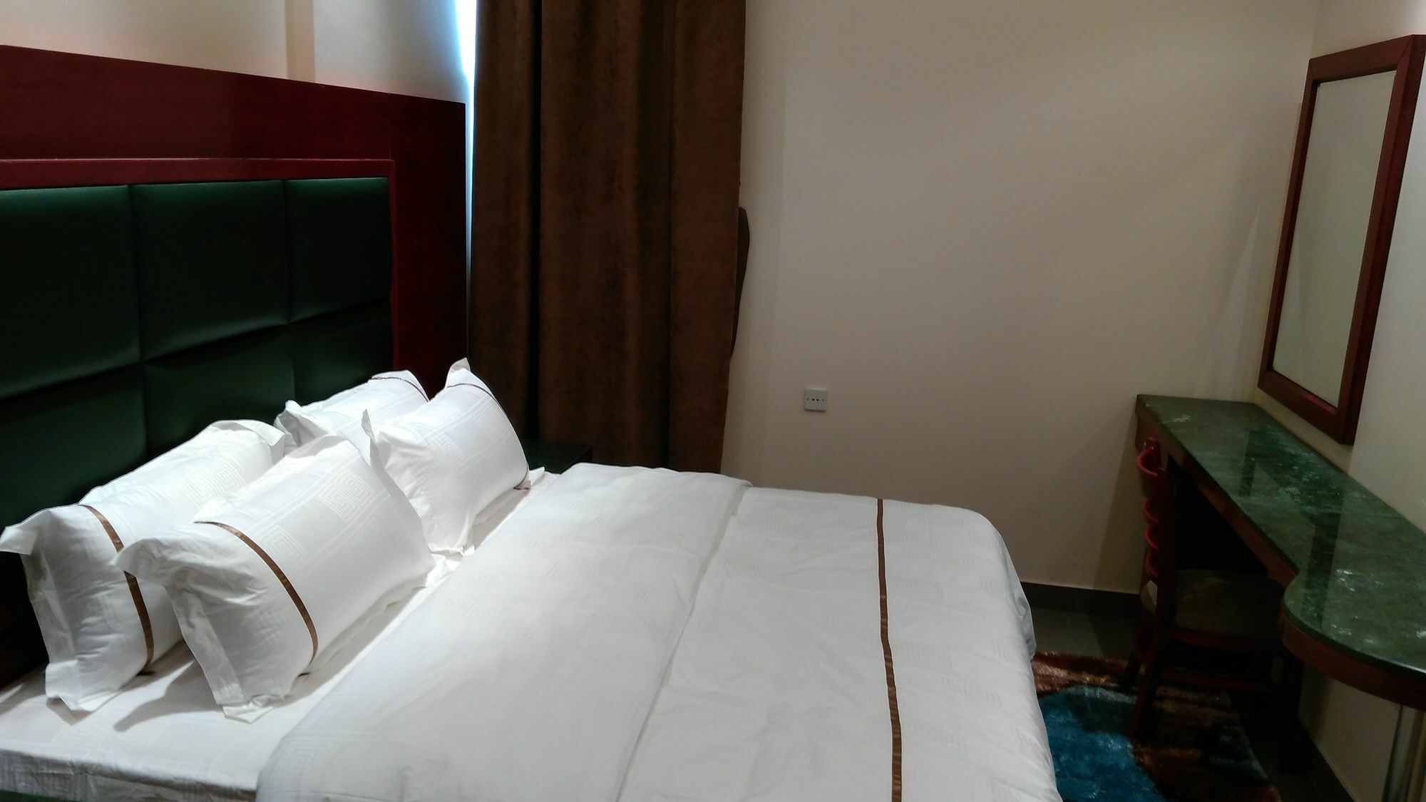 リヤード Al Yamama Palace - Al Rawdah 3アパートホテル エクステリア 写真